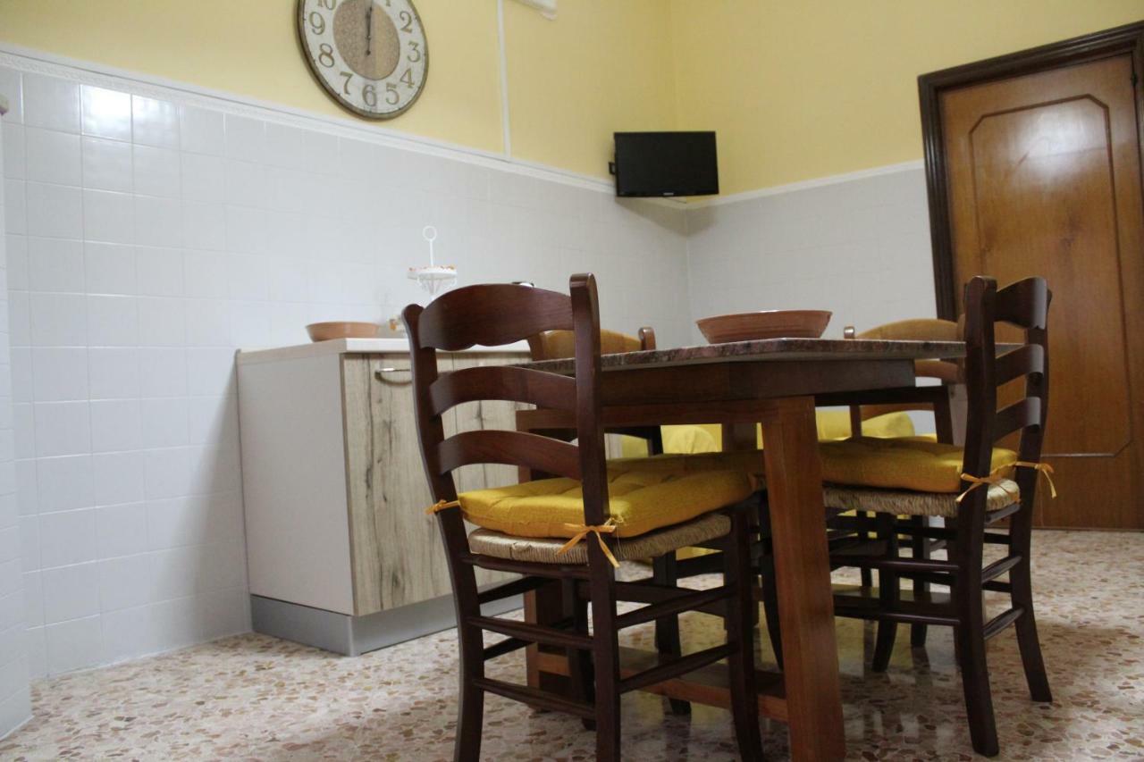 Antico Borgo Villa Monacizzo Luaran gambar